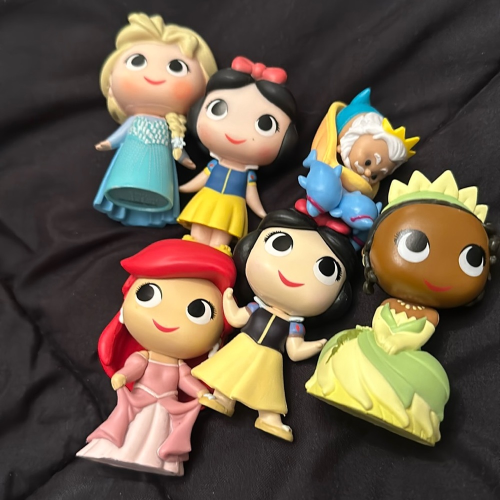 Lot of Disney minis Snow White original included